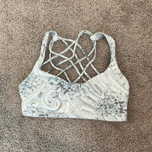 Lululemon Free To Be sports bra, floral print, size 6